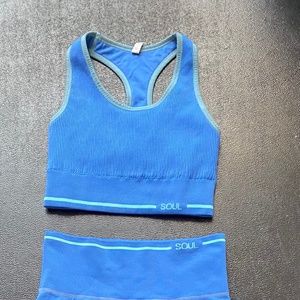 SOUL BY SOULCYCLE Ribbed Seamless Bra and Legging Kit Nebulous Blue